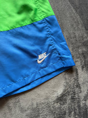 (S) Nike мъжки шорти (юноши XL, отговарят на мъжки S размер)