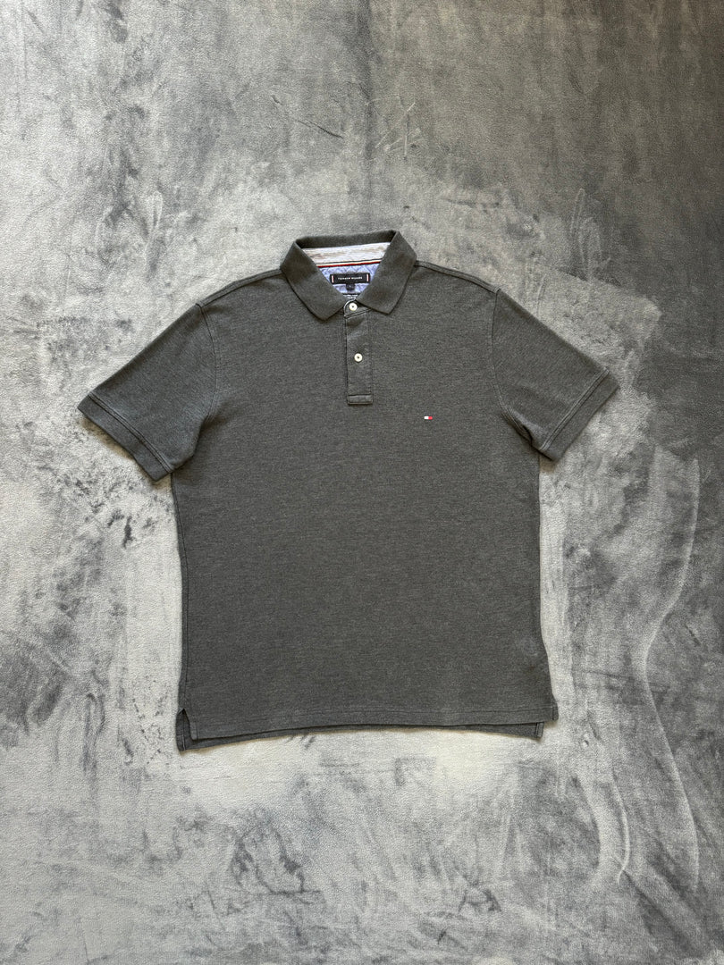 (L) Tommy Hilfiger Polo Shirt