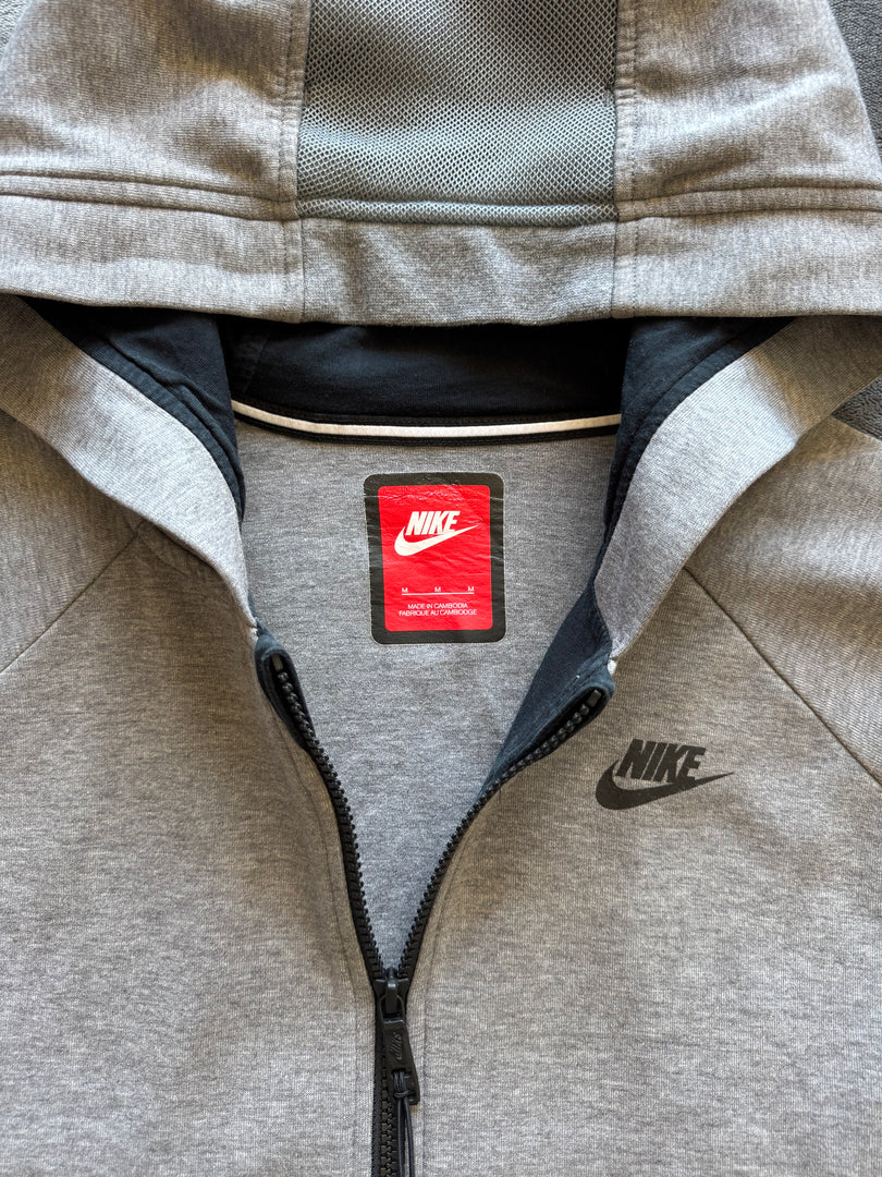 (ДАМСКО) (M) Nike Tech Fleece дамско дълго горнище