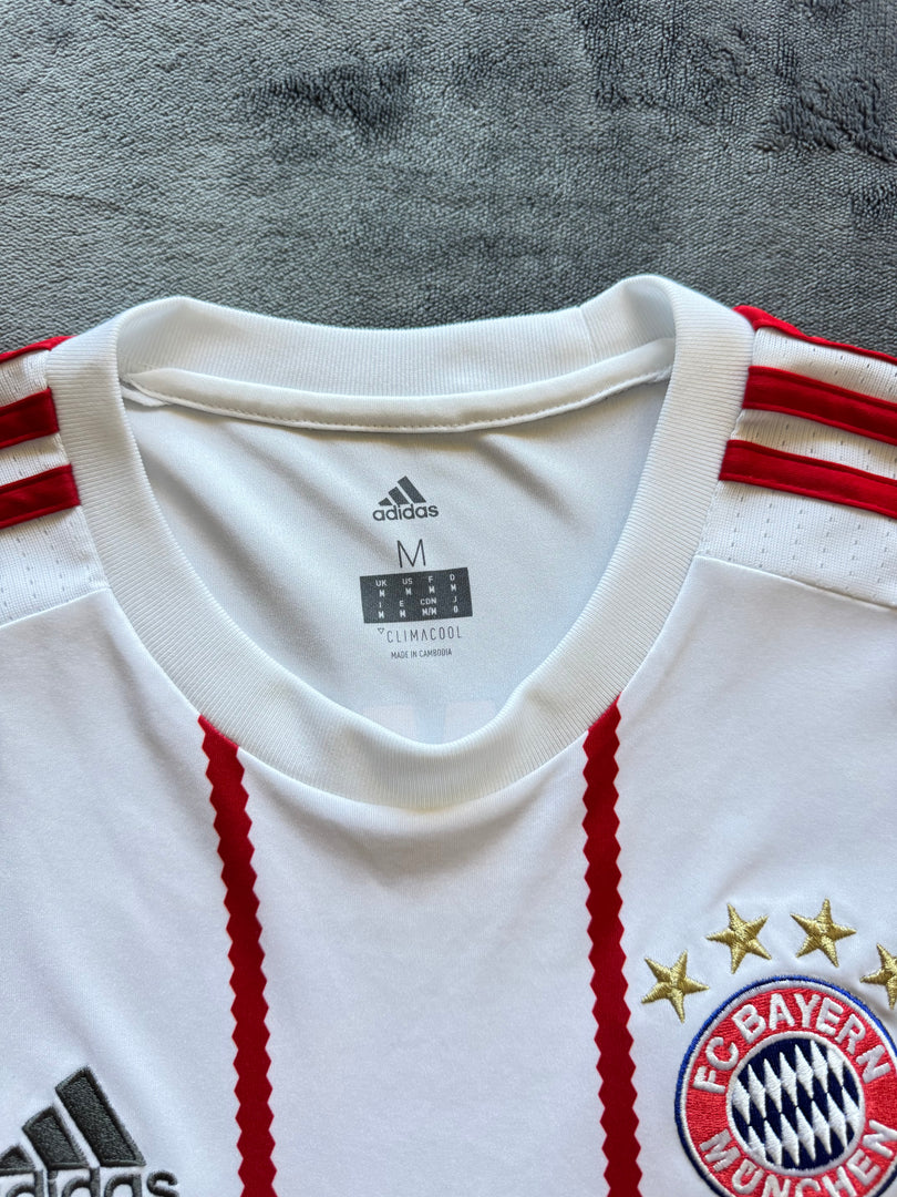 (M) Adidas Bayern James 11 мъжка тениска (незабележимо петно)