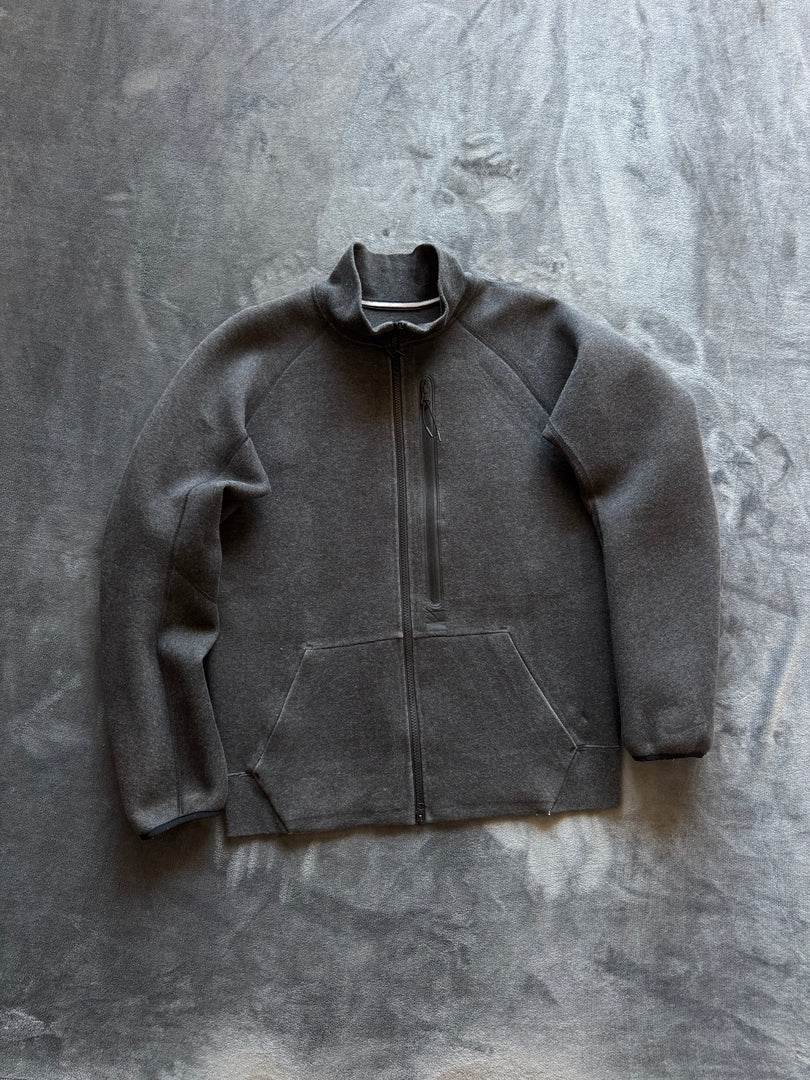(L) Nike Tech Fleece мъжко горнище (нарочно избеляване)
