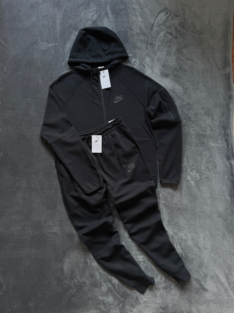 (S) Nike Tech Fleece ActiveWear Tracksuit