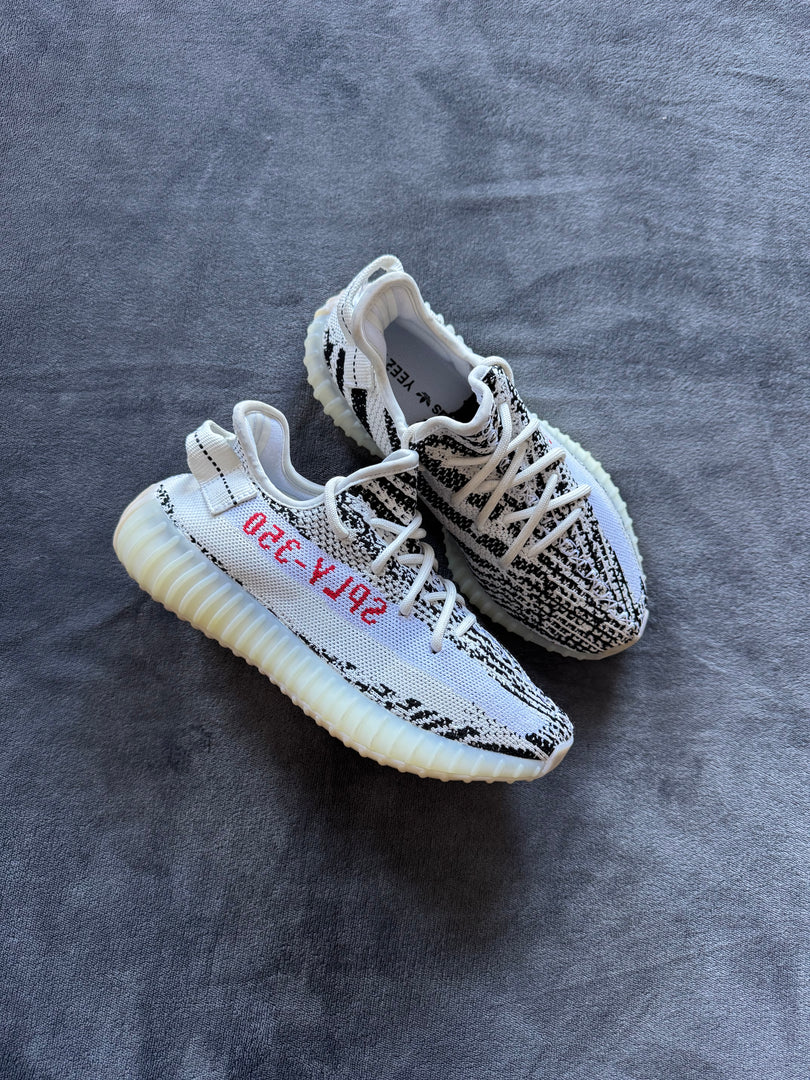 (37 1/3) Adidas Yeezy Boost 350 V2 Zebra (Стелка 23см.)