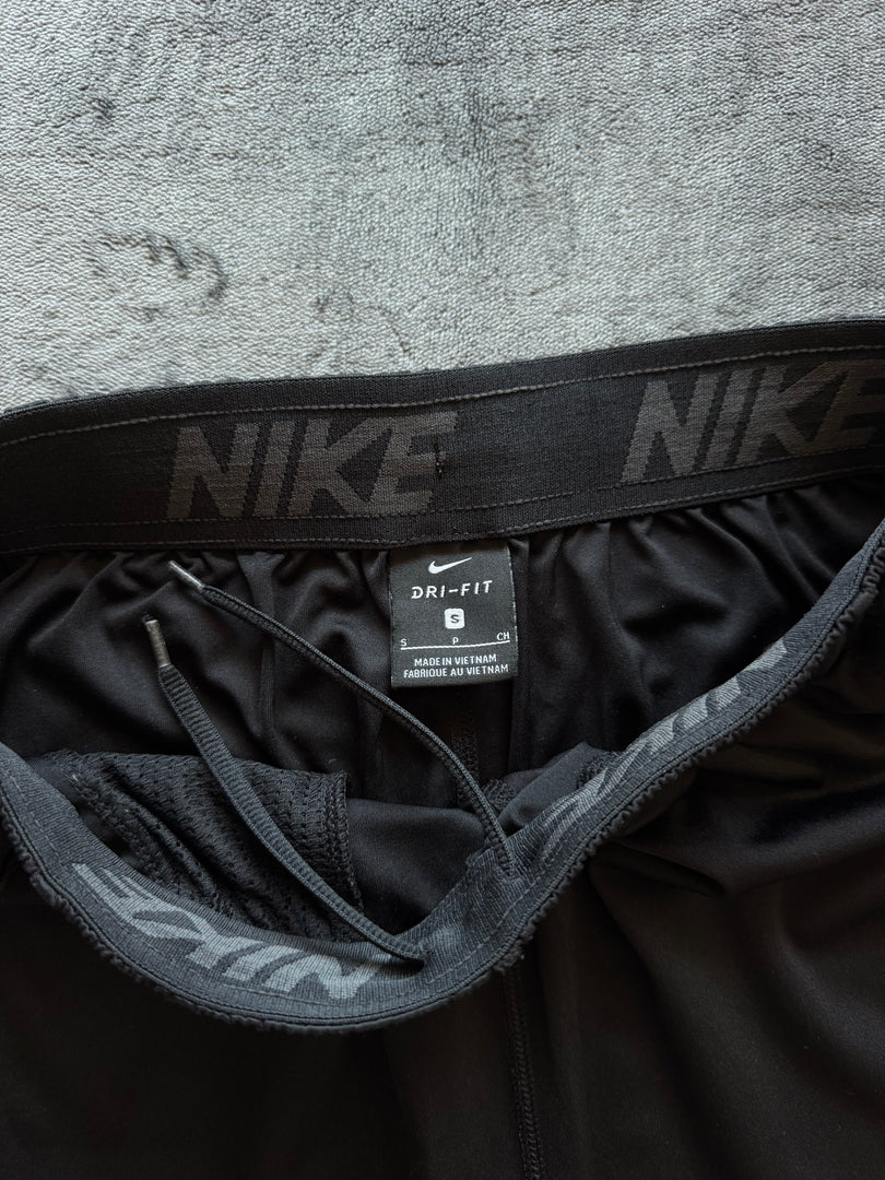 (S) Nike Dri Fit мъжки шорти