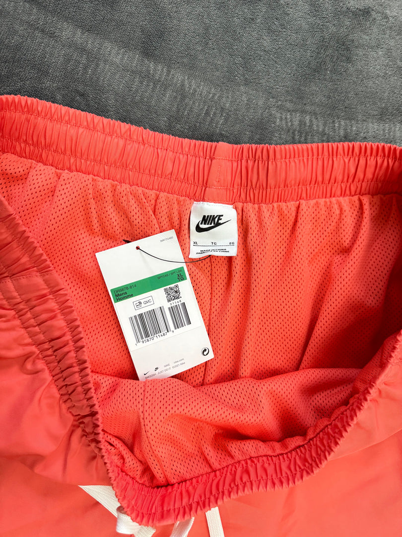 (L/XL) Nike Shorts