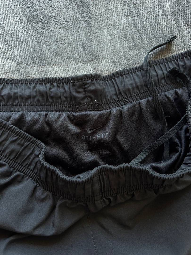 (ДАМСКО) (M) Nike Dri Fit дамски шорти