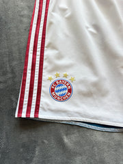 (M) Adidas x Bayern Munchen мъжки шорти