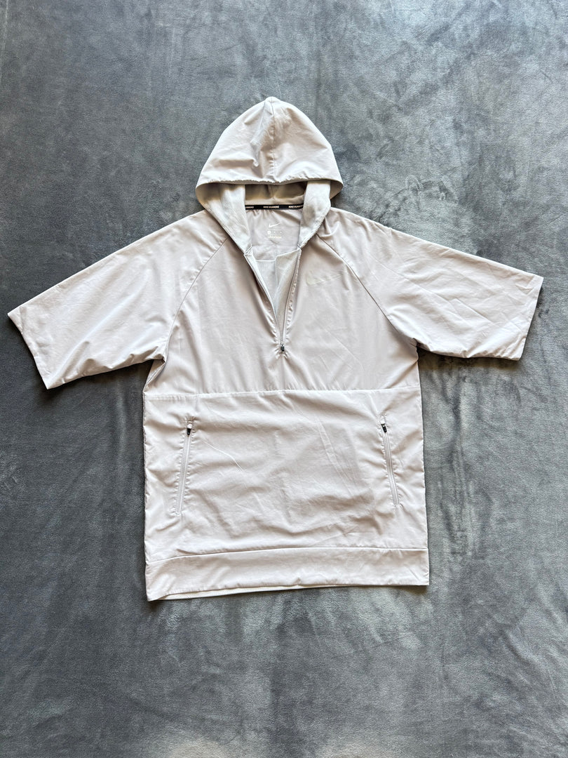 (M) Nike Dri Fit мъжки суичър къс ръкавъ с качулка (става на чантичка / мешка)
