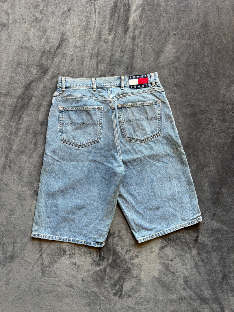 (ВИНТИДЖ) (M) Tommy Hilfiger мъжки дънкови шорти (уголемени!!!)