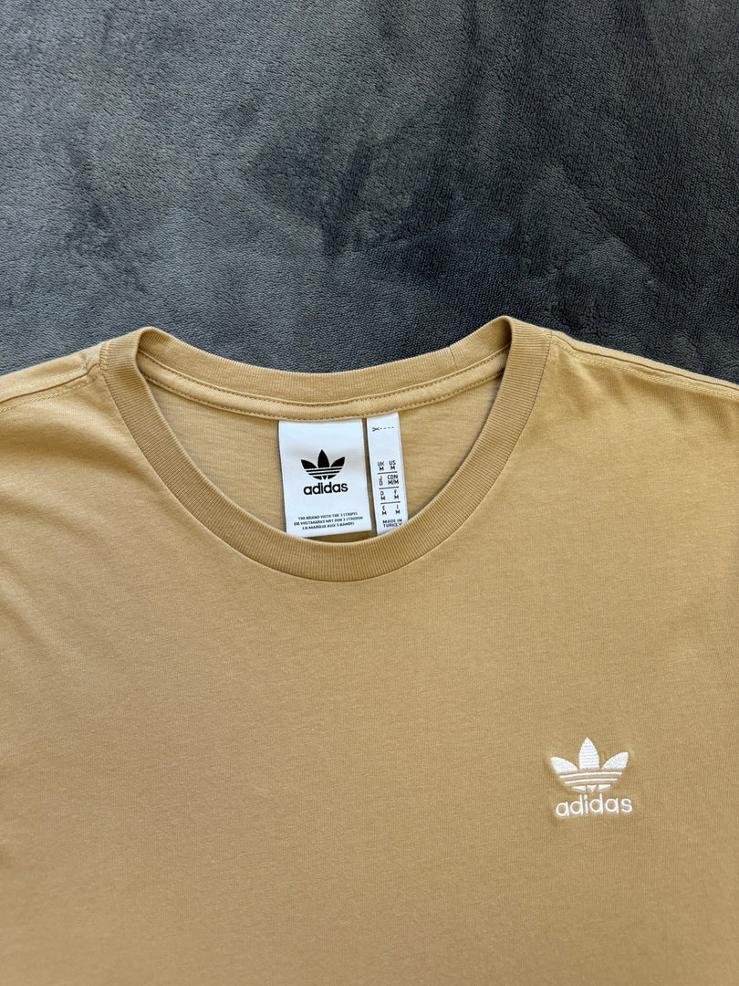 (M) Adidas Originals T-Shirt