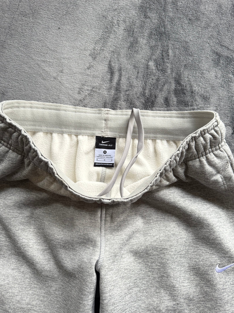 (ДАМСКО)(M) Nike Therma - Fit Sweat Pants