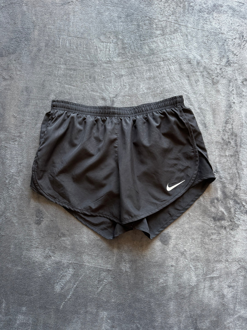 (ДАМСКО) (S) Nike Dri Fit дамски шорти