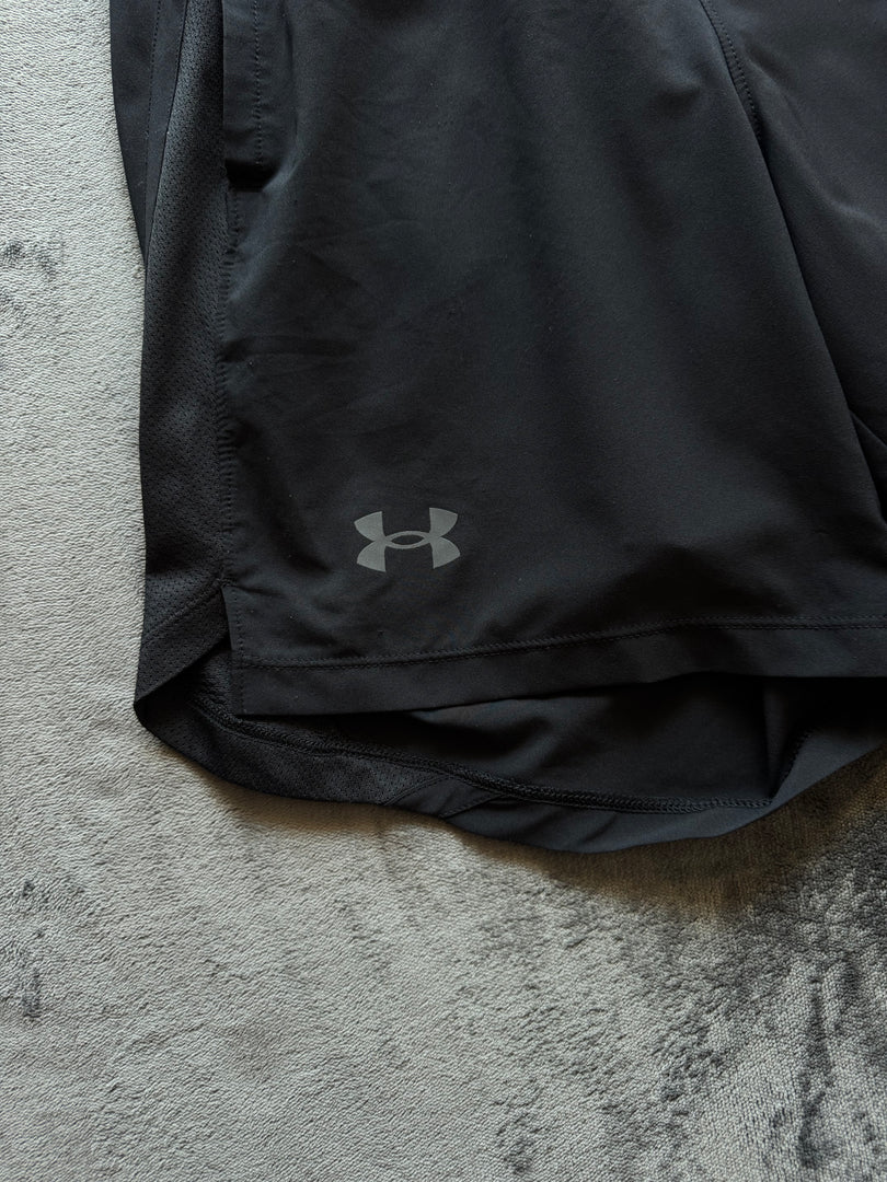 (S) Under Armour мъжки шорти с клин