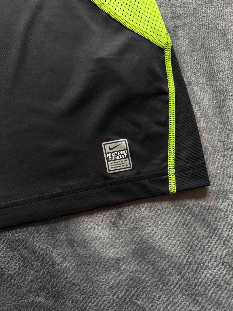 (ЗАБЕЛЕЖКИ) (M) Nike Pro Combat мъжка тениска компресия (лъсната от ютия)