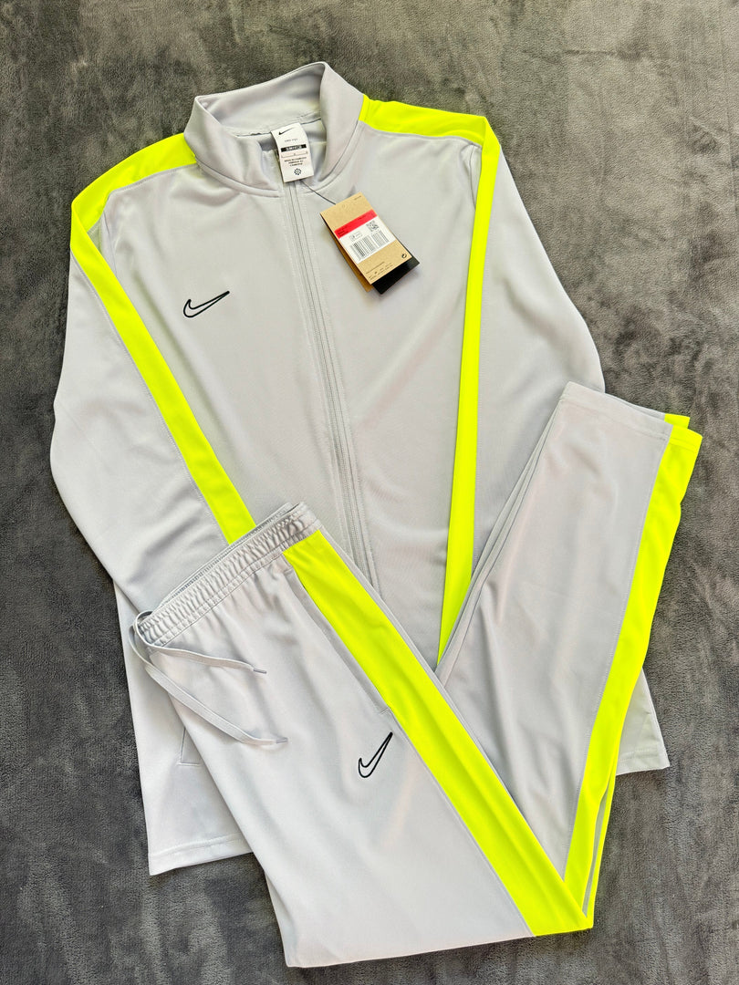 (L) Nike Academy Dri Fit Tracksuit