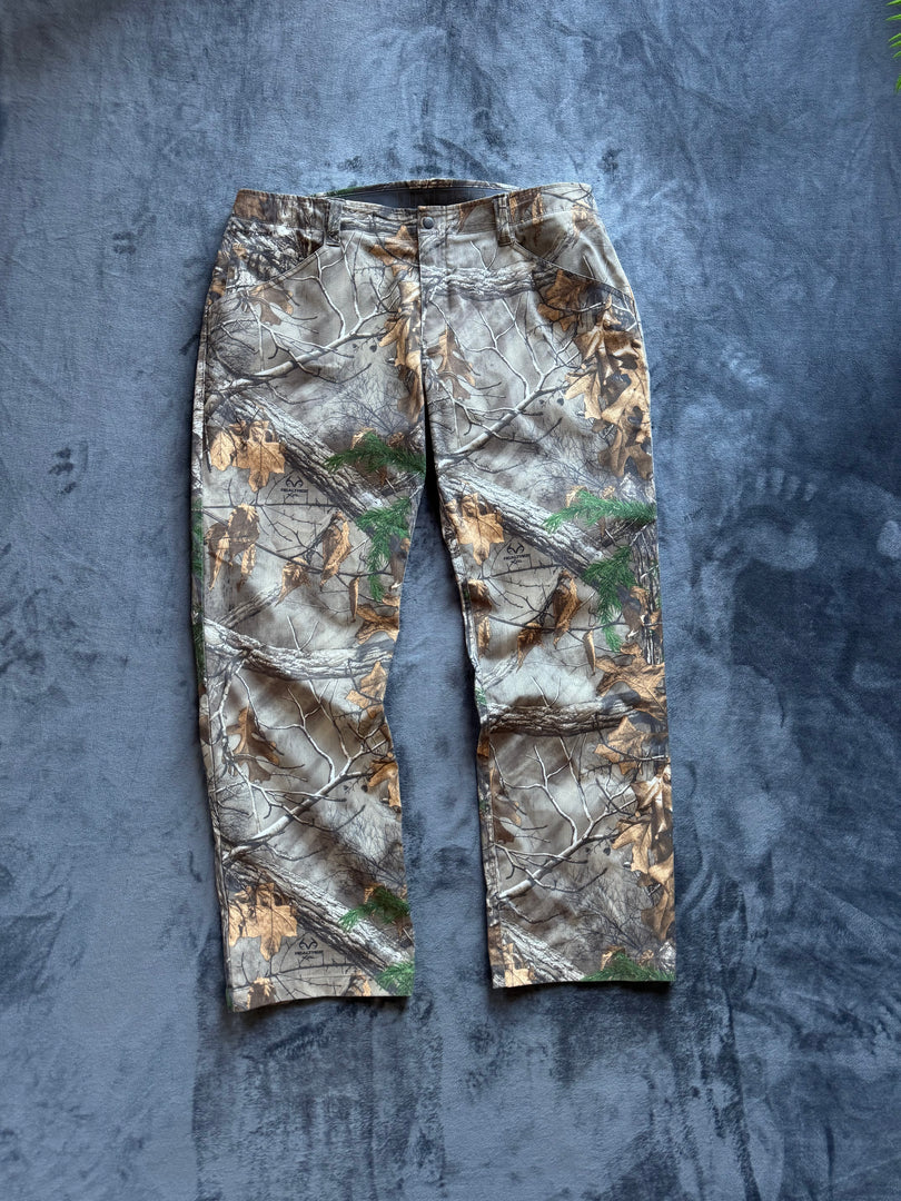 (XL) Under Armour Camouflage Pants