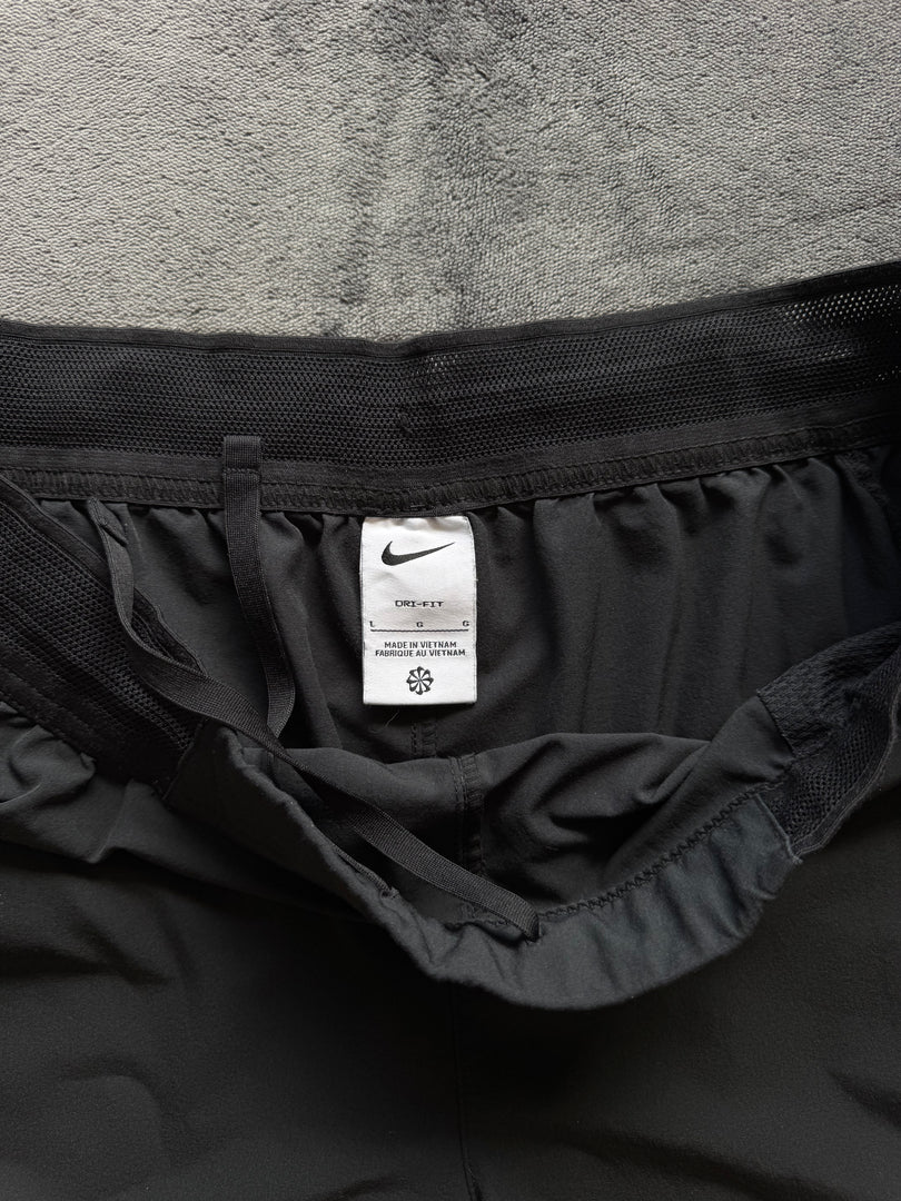 (ЗАБЕЛЕЖКА) (L) Nike Dri Fit мъжки шорти (ЛИПСВА ЛОГО)