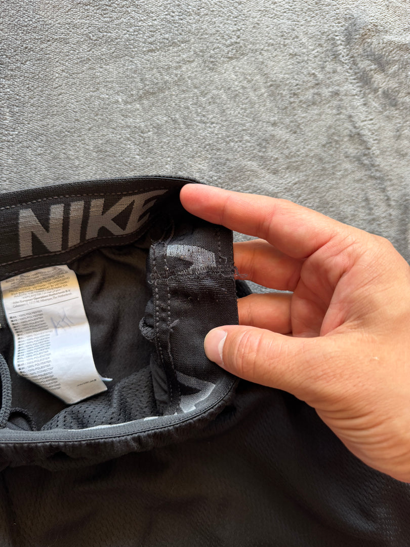 (ЗАБЕЛЕЖКИ) (S) Nike Dri Fit мъжки шорти (бримки)