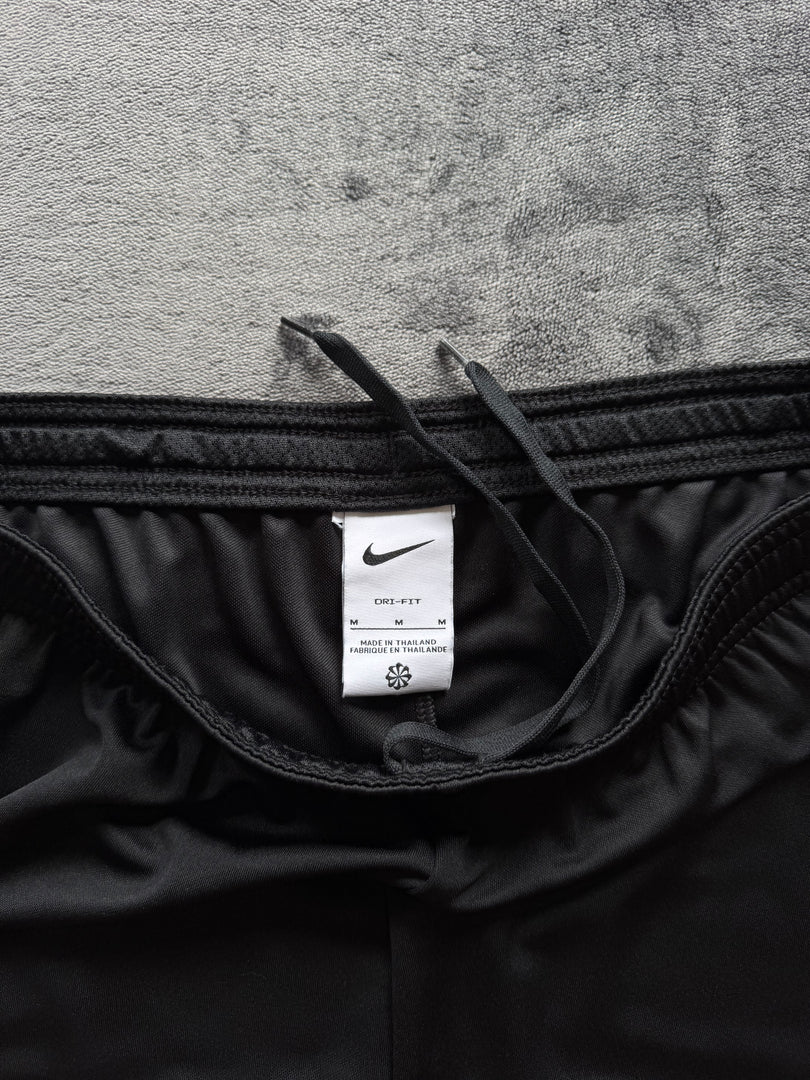 (ДАМСКО) (M) Nike Dri-Fit Shorts