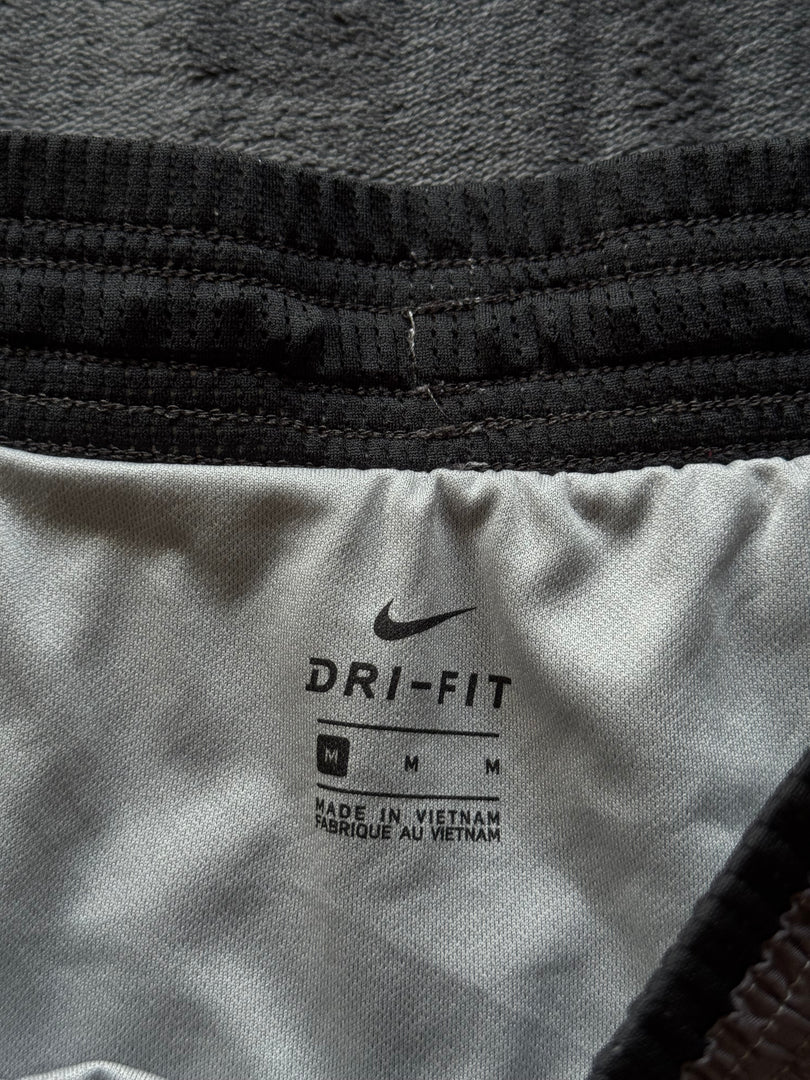 (ДАМСКО) (M) Nike Dri-Fit Shorts