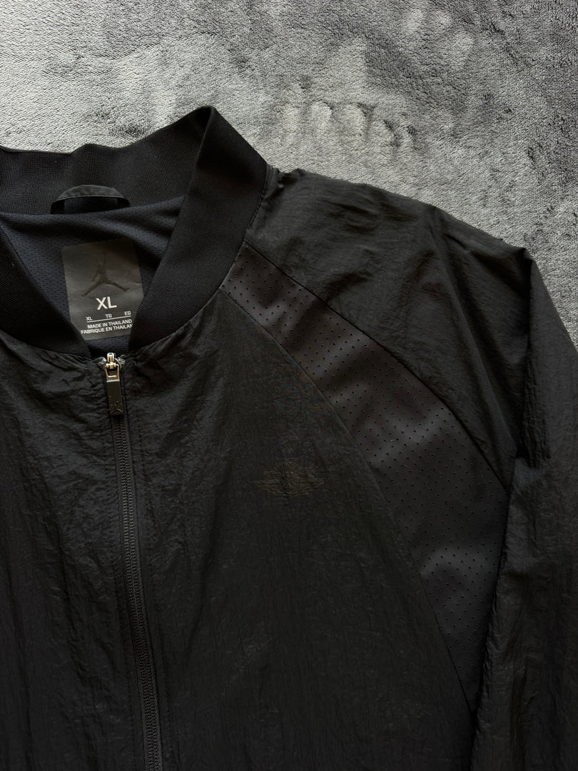 (XL) Air Jordan мъжка ветровка / яке