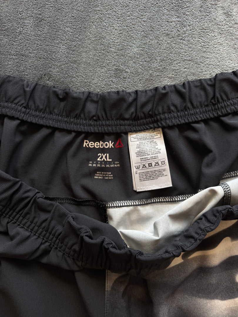 (XXL) Reebok Crossfit мъжки шорти (липсват връзки)