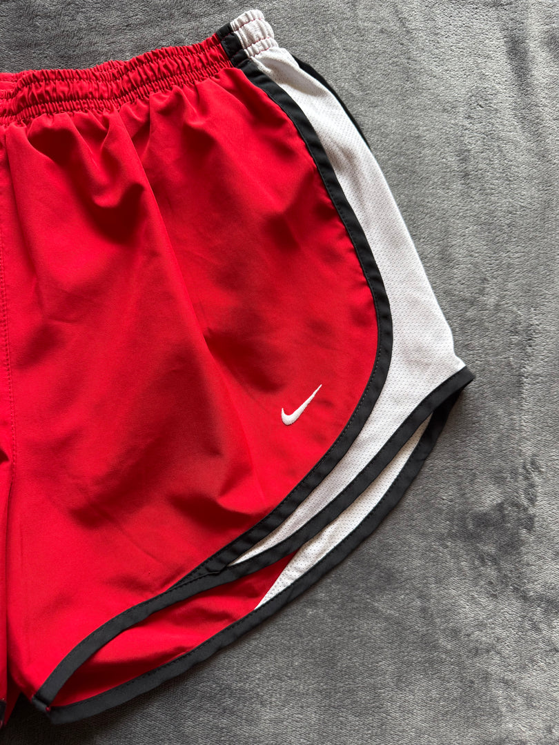 (ДАМСКО) (M) Nike Dri Fit дамски шорти (липсват връзки)