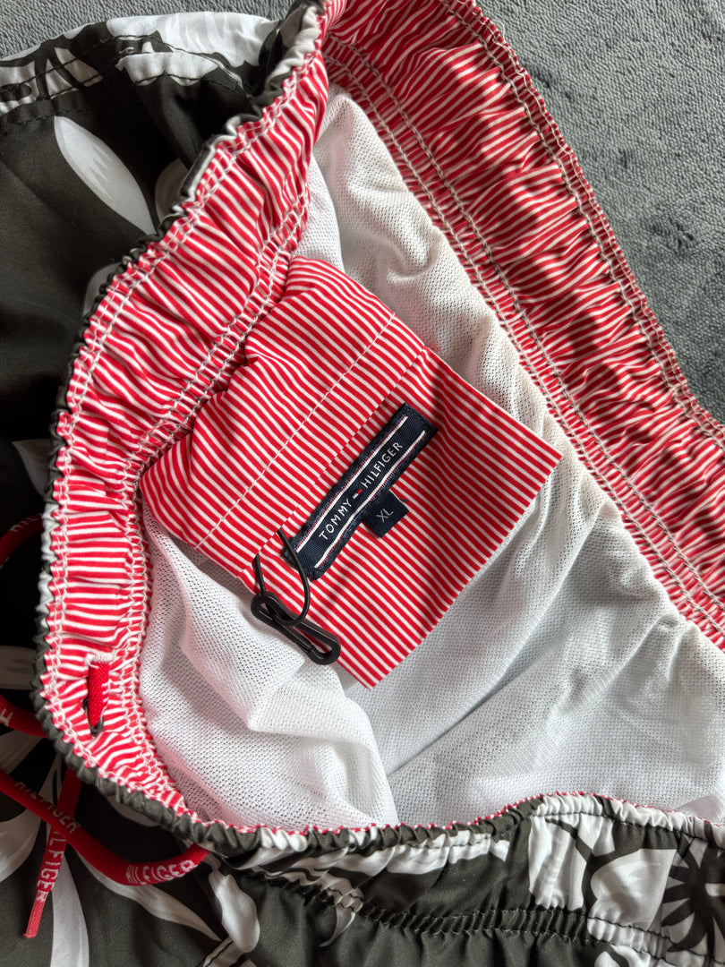 (XL) Tommy Hilfiger мъжки плувни шорти