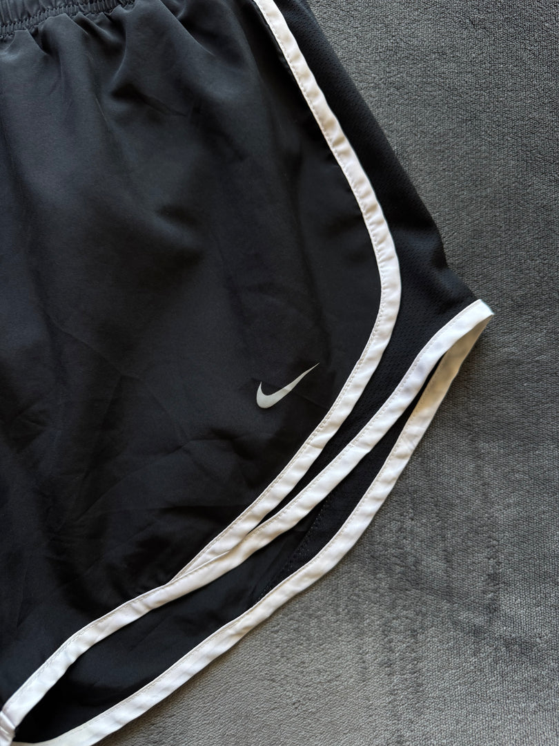 (ДАМСКО) (M) Nike Dri Fit дамски шорти