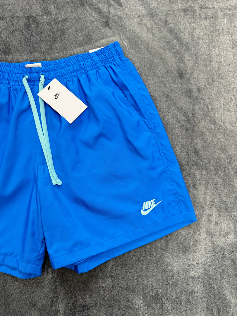 (L/XL) Nike Shorts