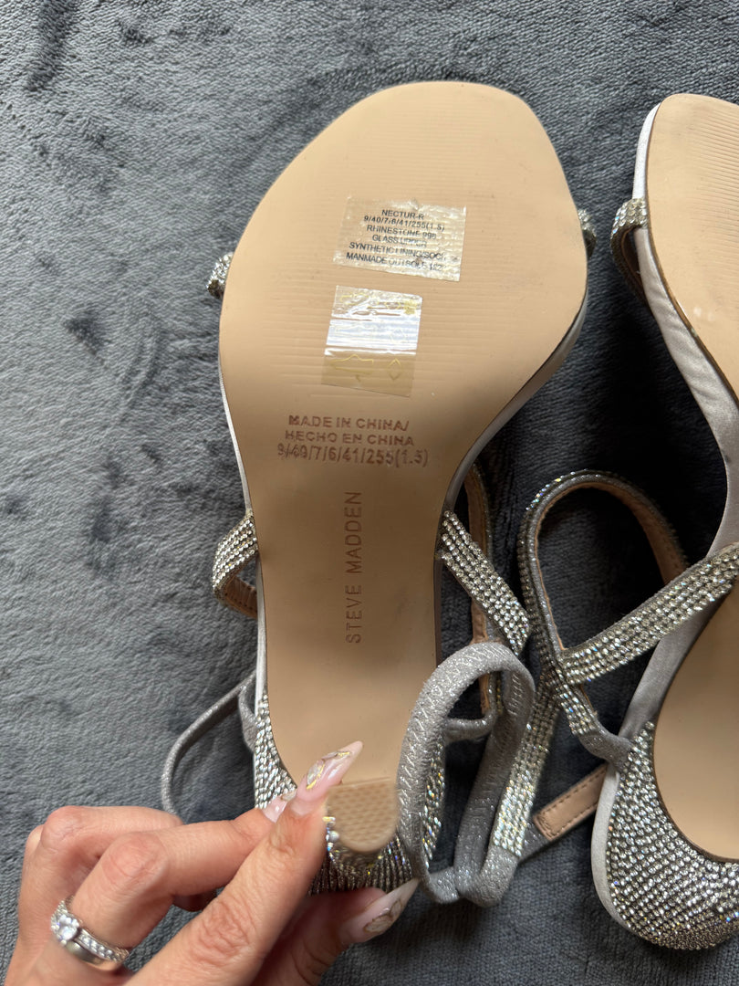 (ДАМСКО) (40) Steve Madden дамски токчета