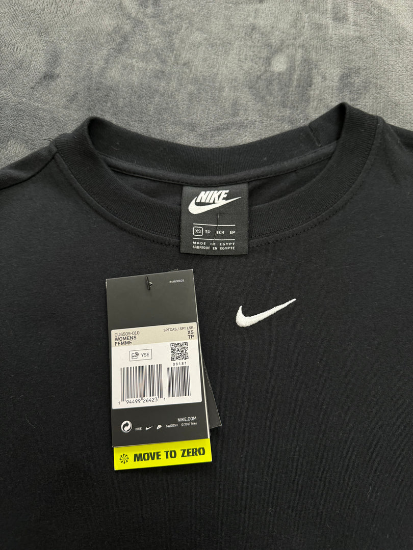 (ДАМСКО) (XS/S) Nike Sportswear Essential Dress