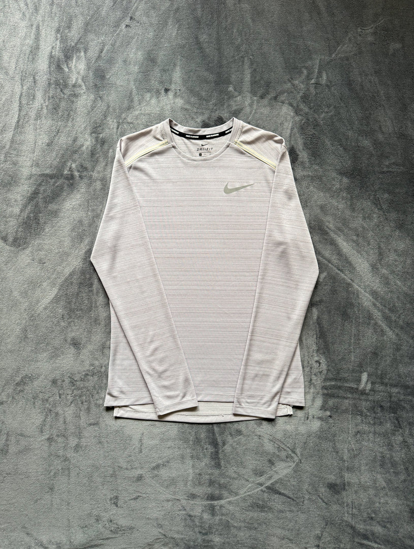 (S) Nike Dri Fit Longsleeve Shirt