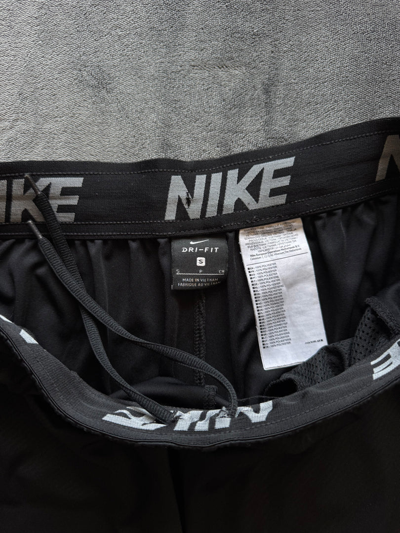 (S) Nike Dri Fit мъжки шорти