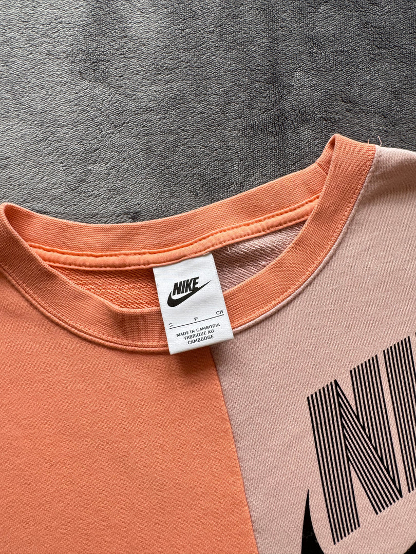 (ДАМСКО) (S) Nike дамска уголемена блуза (петънце)