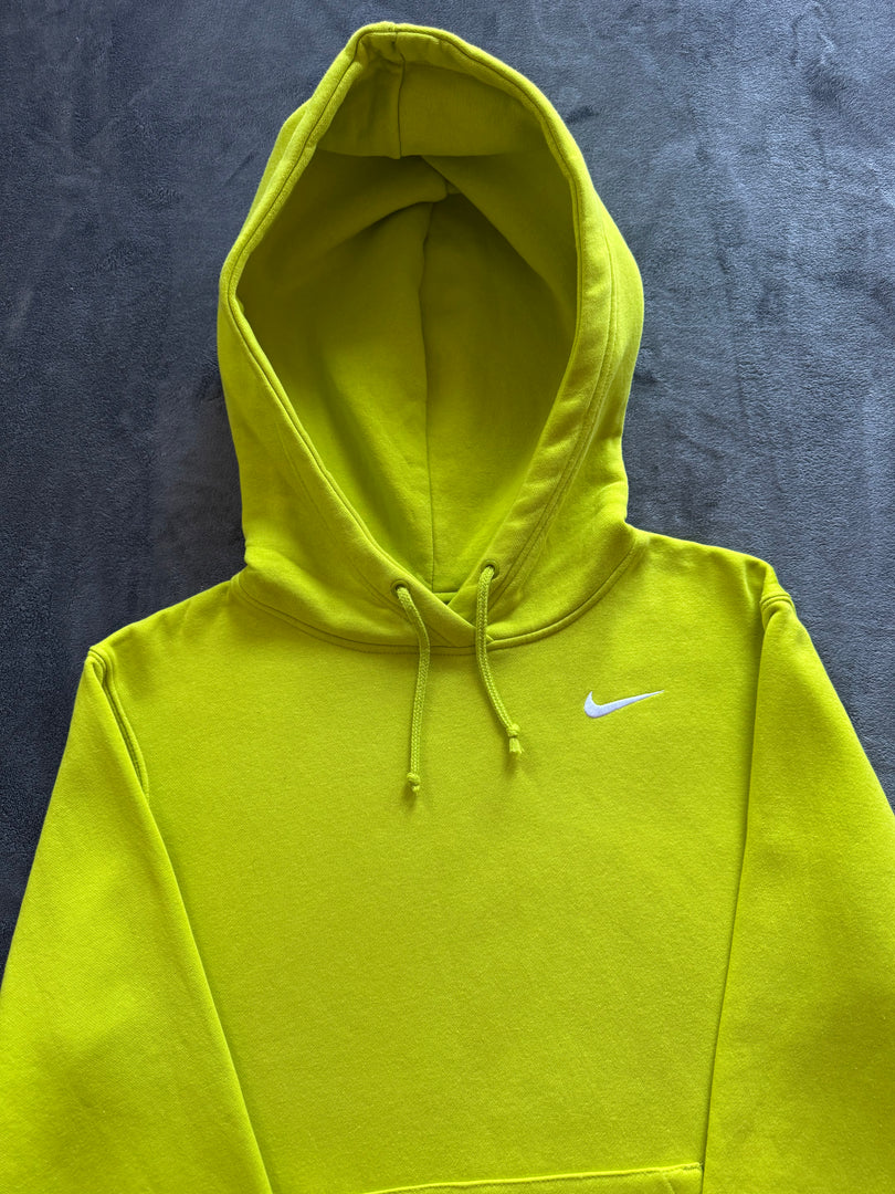 (S) Nike Essentials Hoodie (ОТГОВАРЯ НА S)