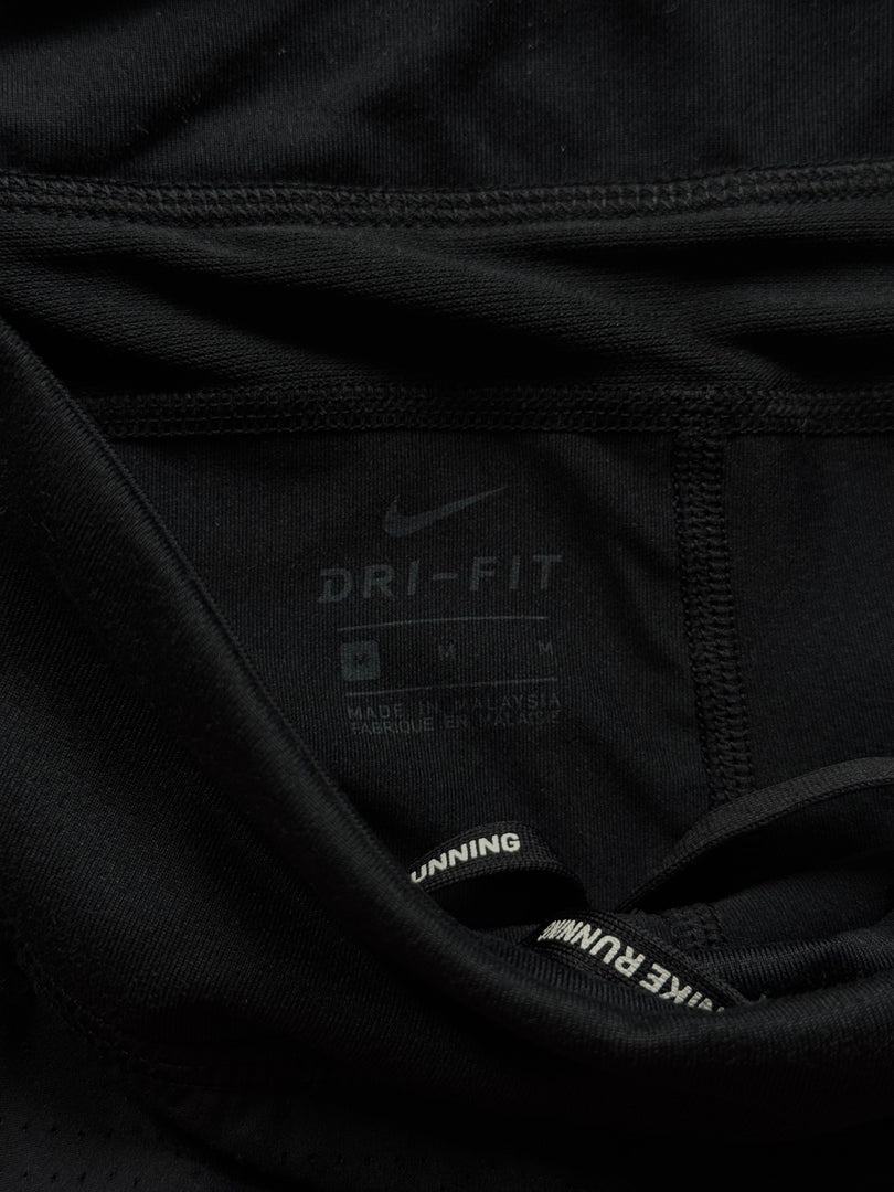 (ДАМСКО) (M) Nike Dri Fit 2 in 1 Shorts