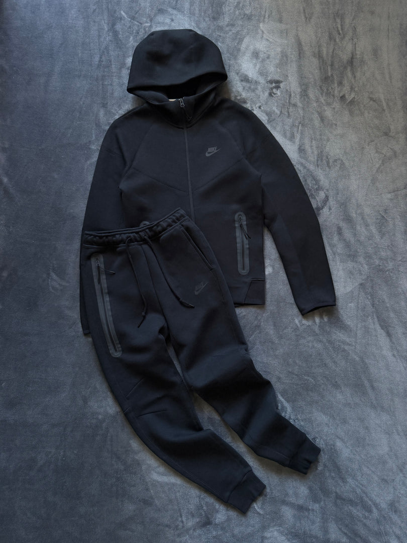 (XS) Nike Tech Fleece Tracksuit