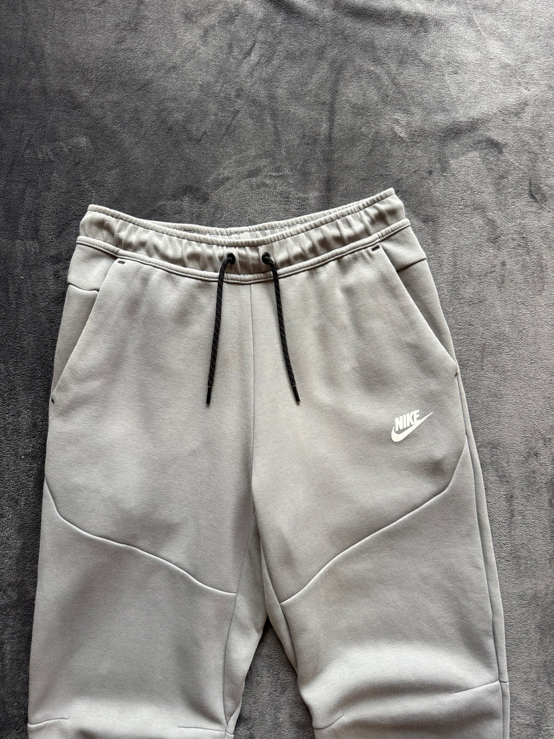 (S) Nike Tech Fleece мъжко долнище