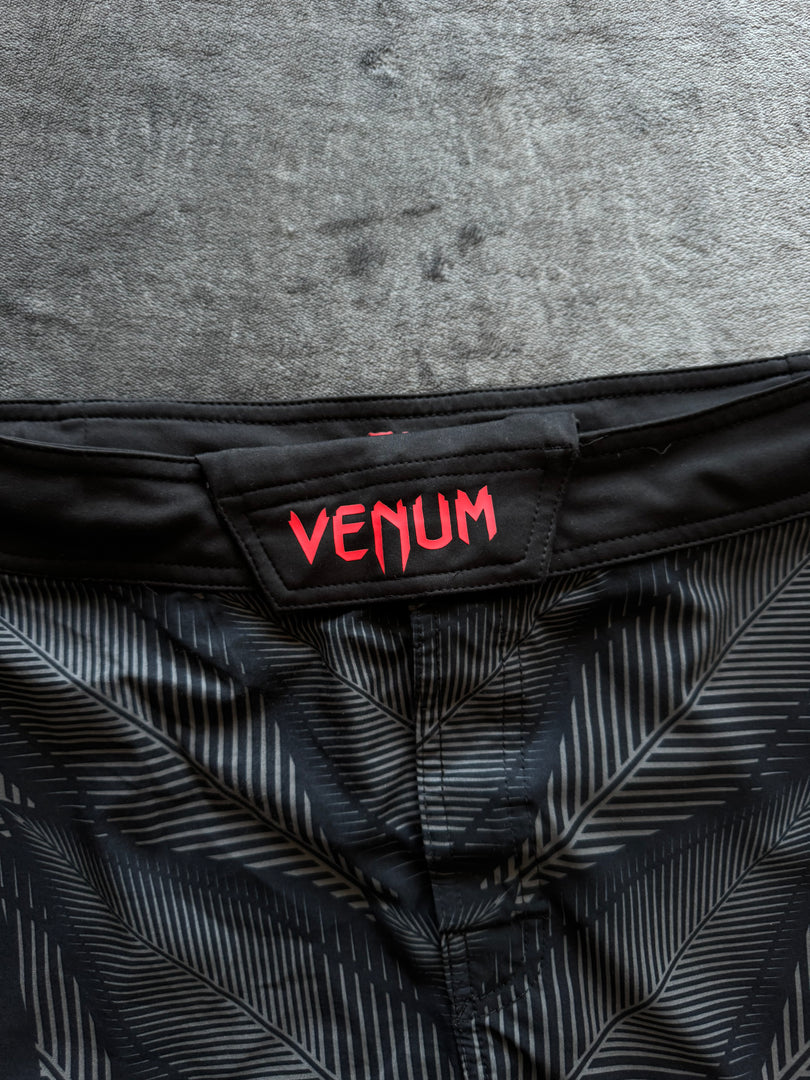 (L) Venum мъжки шорти