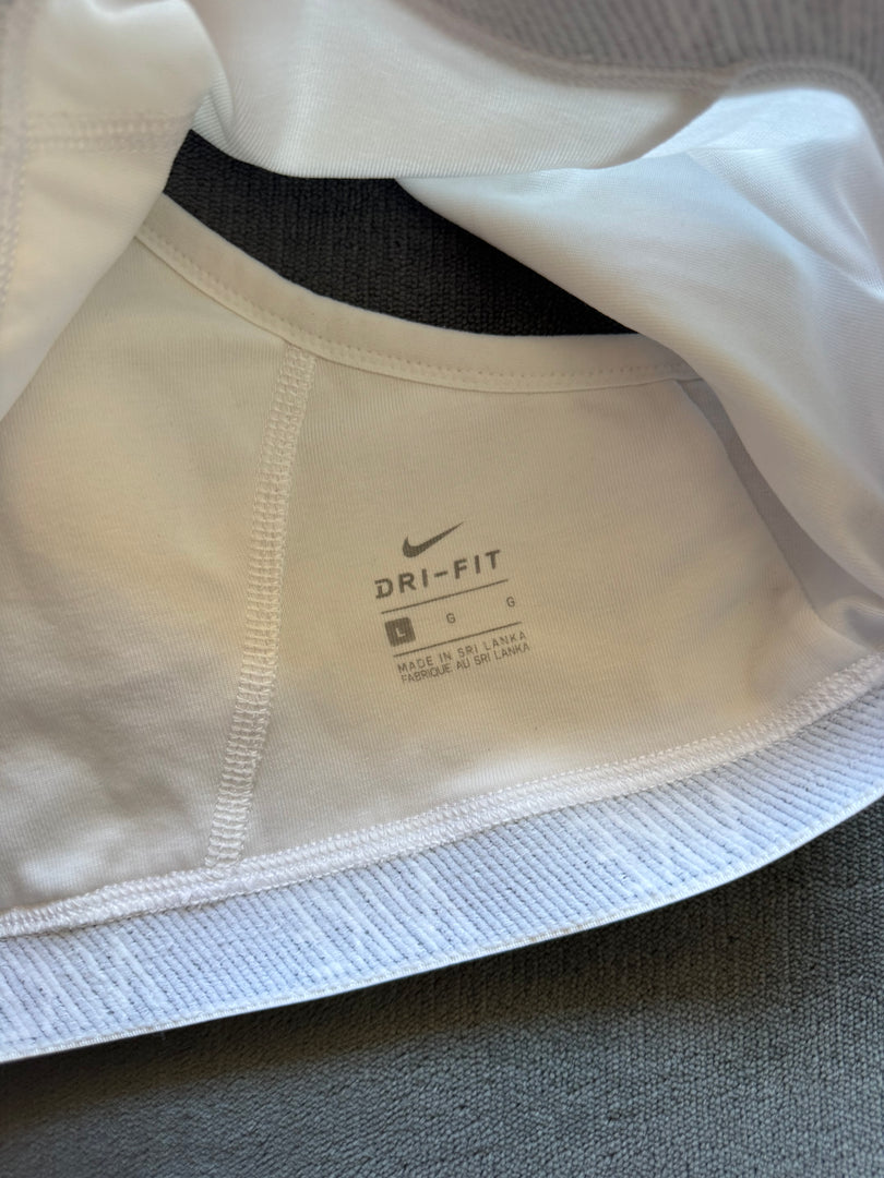(ДАМСКО) (L) Nike Dri Fit спортно бюстие (незабележимо петно)