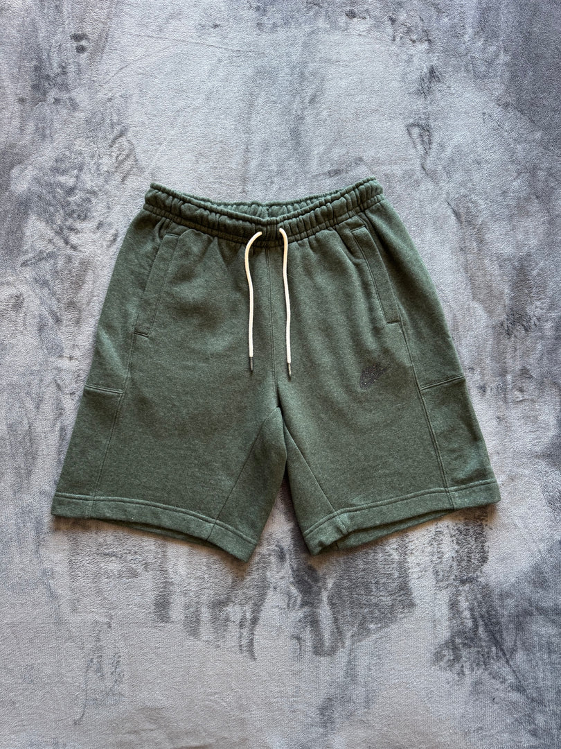 (S) Nike Revival мъжки шорти (ново липсва етикет)