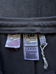 (S) Adidas шорти (По етикет детско 164см, на отговаря на мъжко S)