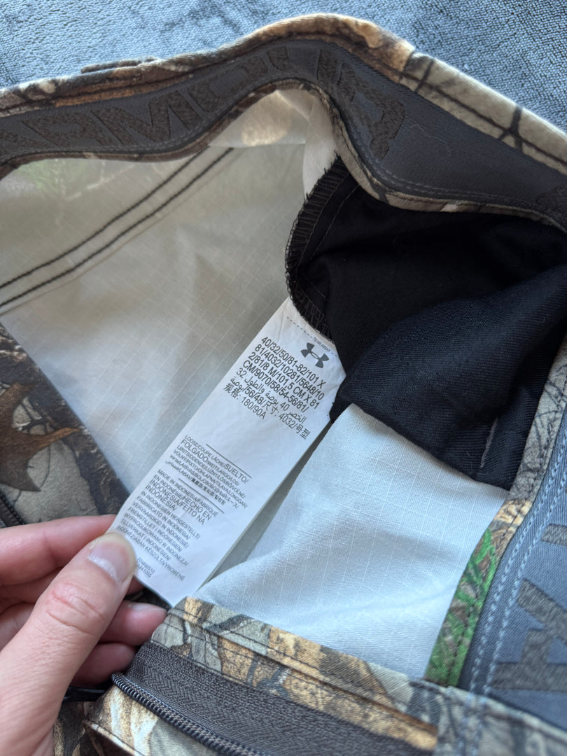 (XL) Under Armour Camouflage Pants
