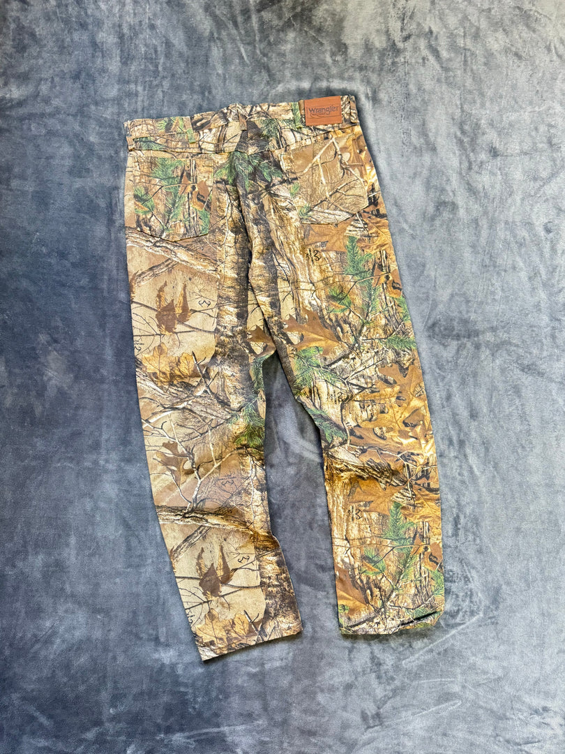 (XL) Wrangler ProGear Camo jeans