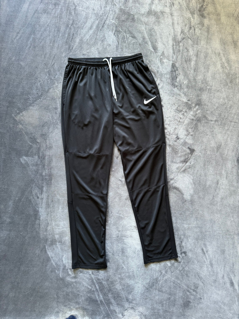 (L) Nike Dri Fit Track Pants