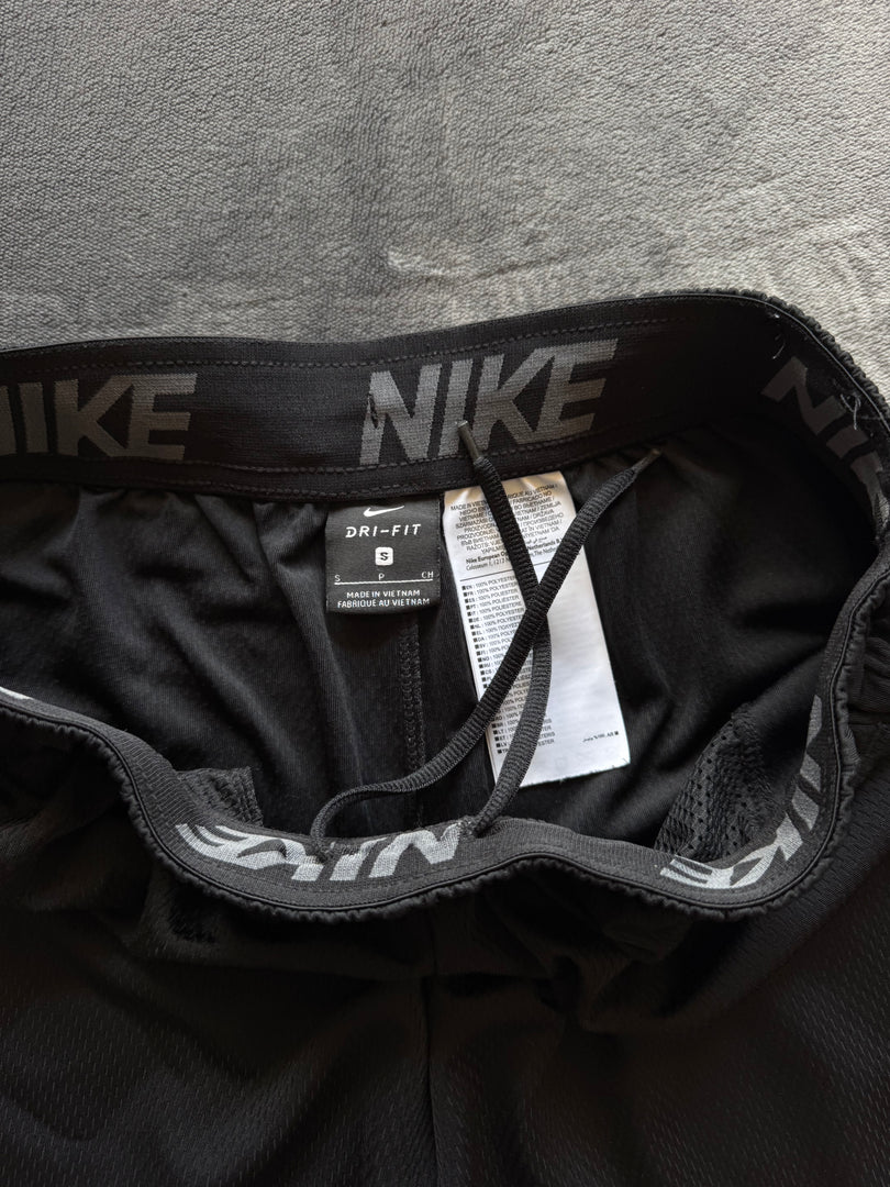 (S) Nike Dri Fit мъжки шорти
