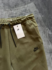 (НОВО) (S) Nike Tech Fleece мъжки шорти