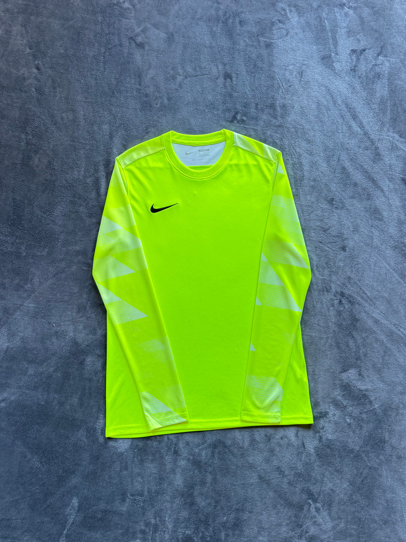 (M) Nike Dri Fit Football Slim Fit Longsleeve Shirt