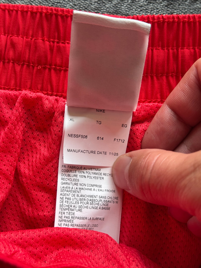 (НОВО) (S/M/L/XL) Nike Swoosh Specs 7 мъжки плувни шорти (NESSG574 код на артикула)